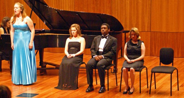 39785_1286800104784_6203305_n